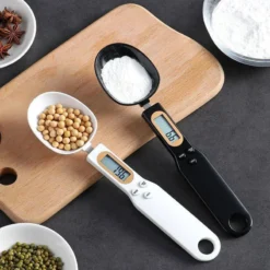 Electronic-Kitchen-Scale-500g-0-1g-LCD-Digital-Measuring-Food-Flour-Digital-Spoon-Scale-Mini-Kitchen-1.webp