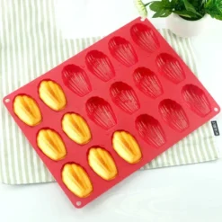 Mini-Food-Grade-Madeleine-Silicone-Cake-Mold-Cookie-Mold-DIY-Shell-Baking-Pan-Mould-Kitchen-Bakeware-1.webp